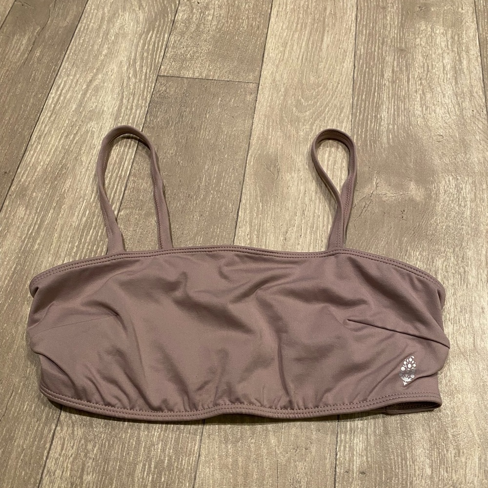 Free People X FP Movement Very Prairie Bra in Moon Size S